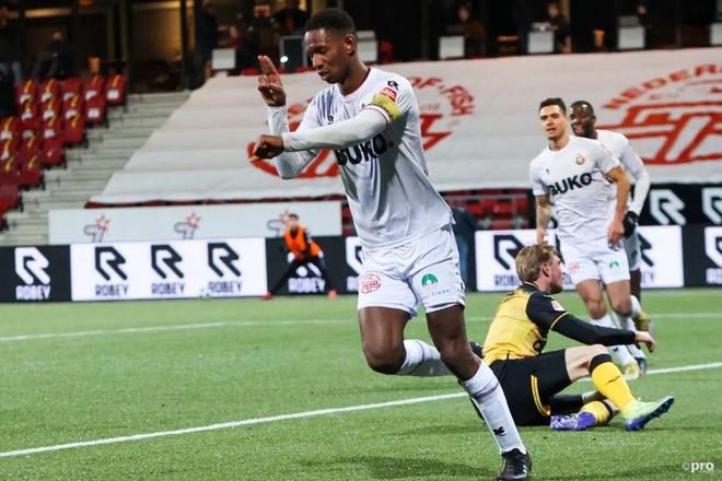 球的积极影 球的积极影