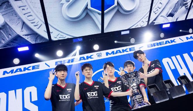 会其他成员 会其他成员