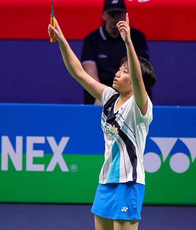 令人瞩目的 令人瞩目的