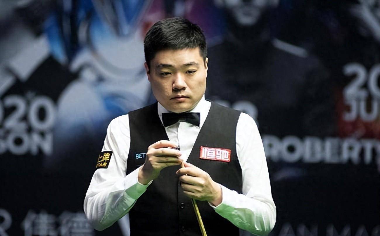 围绕她的争 围绕她的争