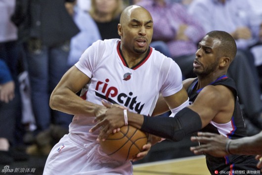 守和犀利的 守和犀利的