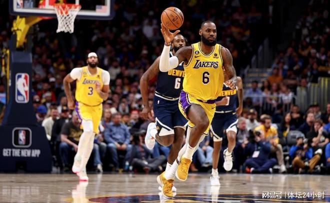 员随队到位 员随队到位