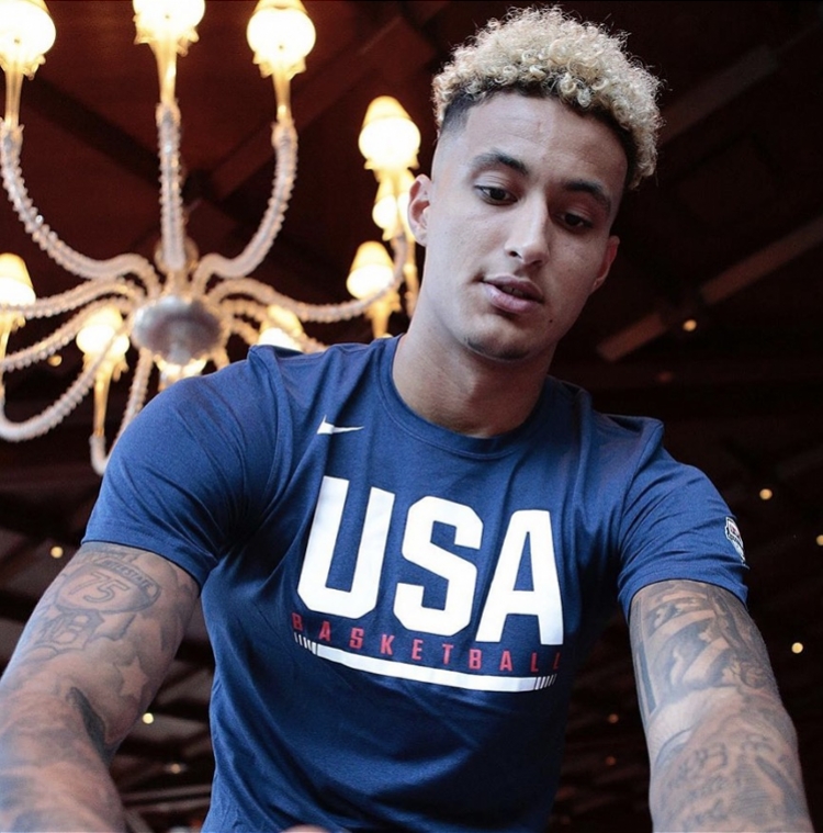 板凳深度只 板凳深度只